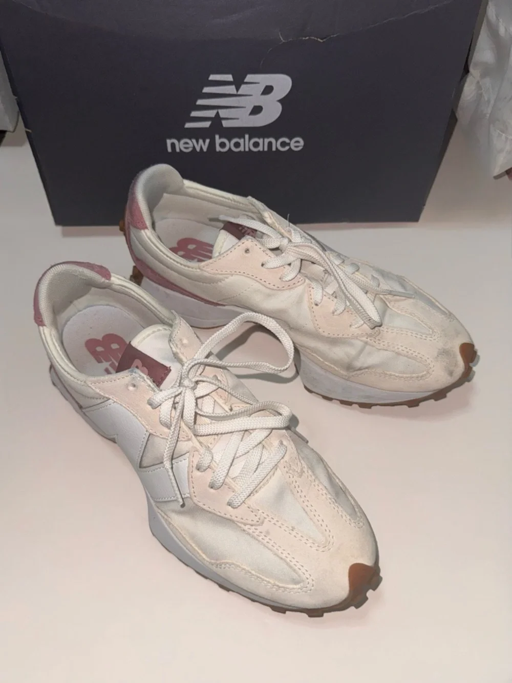 New Balance 327 White and Mauvy Purple  Sneakers - 8.5 - Picture 10 of 10